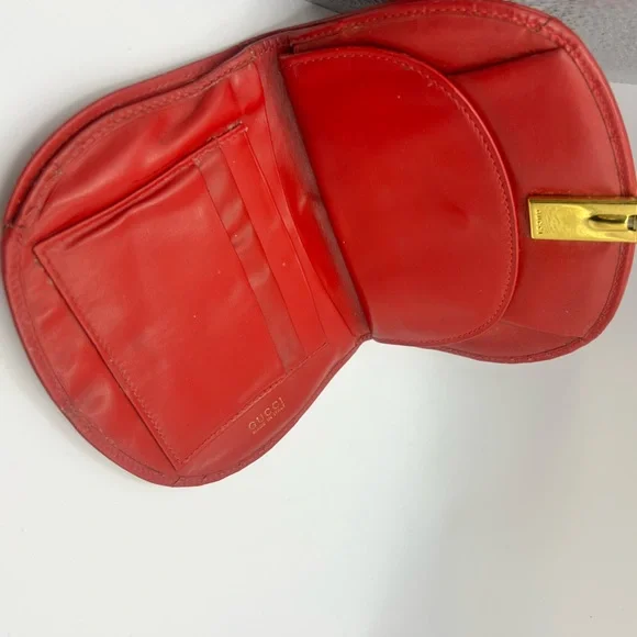 Gucci Vintage Red Leather Half-Moon Clutch with Gold hardware - Picture 11 of 16